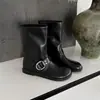 Botas vaqueras negras elegantes y sencillas de 1 cm, nuevo modelo otoño e invierno 2026, punta redonda, suela plana, botines cortos sin cordones para mujer