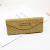 Estuche Nuevo Modelo 2026 para Gafas de Sol para Miopía con Impresión de Logo, Estuche para Gafas al por Mayor del Fabricante, Estuche Plegable Triangular de Corcho para Gafas