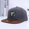 Chapéu de Hip-Hop Estilo Europeu e Americano da Moda para Crianças com Logo Triangular Único, Chapéu de Sol, Boné de Beisebol para Bebê com Novo Bloqueio de Cor para Exportação