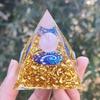Comercio transfronterizo Amazon Pirámide de cristal Cristal Grava Pegamento Resina Hogar Escritorio Decoración hecha a mano Regalo