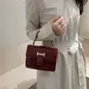 Bolso de Hombro Casual de Moda para Mujer, Bolso Cruzado para Mujer, Nuevo Modelo Primavera 2026, Alto Valor Estético, Bolso Cuadrado Pequeño de Color Sólido con Relieve