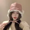 Chapéu de Pelúcia Doce Estilo Coreano para Outono e Inverno para Mulheres, Forrado com Fleece e Espessado, Dupla Face com Abas de Orelha Removíveis, Chapéu Lei Feng para Afinar o Rosto