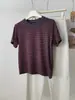 Elegante camiseta de rayas color block retro con cuello redondo y manga corta para mujer, con alta elasticidad, tacto suave y cómodo, corte entallado que estiliza y un diseño favorecedor en los hombros, perfecta como capa base para principios de otoño