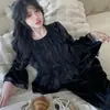 Pijama de Otoño e Invierno 2024 para Mujer Traje de Pantalón Largo de Terciopelo Dorado Estilo Palacio con Encaje Ropa de Casa para Mujer
