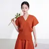 Camiseta de manga corta serie Miyake, moderna y de alta gama, con cuello en V, diseño de patchwork, dobladillo asimétrico, corte holgado, estilo casual y versátil para varios atuendos, top para mujer