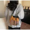 Bolso cruzado para mujer nuevo, bolso de hombro pequeño informal estilo japonés, bolso tipo cubo de moda para primavera, bolso cruzado ligero de un solo hombro