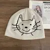 Gorro de Lana Jacquard con Gato Lindo Estilo Coreano para Mujer en Otoño e Invierno Gorro Cálido Baotou que Muestra la Cara Protección Pequeña para las Orejas Gorro de Punto Gorro para el Frío