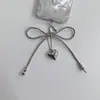 Chique Coreano Novo Estilo Doce Laço de Pérola Coração de Prata Pingente Chaveiro de Carro Charme para AirPods Acessório de Celular