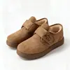 Sapatos de Algodão com Velcro Femininos Outono/Inverno Design de Bordado Retrô Leves de Solado Plano Fonte de Atacado de Segunda Linha para Supermercado Sapatos Versáteis