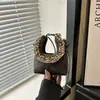 Bolso de tela nuevo, minimalista y elegante para 2026, con detalles de encaje floral, lindo y a la moda, gran capacidad, se puede llevar en la mano, cruzado o al hombro para mujer