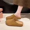 2026 Chanclas Planas Baotou para Mujer de Piel Suave Slip-ons Zapatos Perezosos para Exteriores Birkenstock Zuecos Simples Cómodos de Moda
