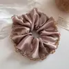 Scrunchie de Cetim com Cristais Costurado à Mão Estilo Coreano Elástico de Cabelo Flor de Cabelo Toque de Luxo 26 Novos Estilos Corda para Rabo de Cavalo Acessório de Cabelo Elástico