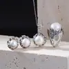 Yuebao Joyería Perla de Agua Dulce Natural Plata de Ley S925 Flor de Loto Estilo Chino Lujo Ligero Gama Alta Otoño e Invierno Colgante Anillo Pendientes