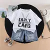 Traje de Verão 2026 Infantil Novo Corrente para Pendurar Tie-Dye Letra Camiseta de Manga Curta Roupas de Verão para Bebê Menino Conjunto de Duas Peças