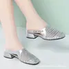Versão Genuína de Pele de Ovelha Salto Escondido de 5cm Recorte Trançado Peep-toe Meio Chinelos Mules para Uso Externo Feminino Sandálias Macias Respiráveis de Solado Grosso