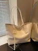 Bolsa tote de gran capacidad con un toque de alta gama para el trabajo y los desplazamientos, nuevo 2026, bolso de hombro versátil, moderno y sencillo para mujer