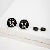 Yiwu Joyería Acero Inoxidable Calado Personalizado Lindo Mascota Perro Gato Dinosaurio Aretes Accesorios Versátiles para Mujer en Stock