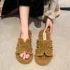 Pantuflas planas de pelo estilo perezoso para mujer 2026 Otoño/Invierno cálidas de una tira par con faldas ropa de exterior versátiles pantuflas de pelo