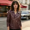 Jaqueta de couro biker vintage estilo francês cor bordô para mulheres petite, com gola reversa, zíper metálico, acinturada, jaqueta curta de couro versátil