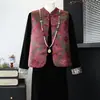 Novo conjunto de três peças estilo chinês para mães, colete de veludo dourado, roupa feminina elegante estilo nacional para meia-idade e idosos, novo modelo 2026