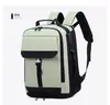 Mochila para laptop com compartimento duplo para homens, design de alta qualidade, adequada para negócios transfronteiriços e deslocamento diário, com compartimentos separados para itens secos e molhados, e grande capacidade