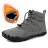 Botas de nieve de invierno nuevas y gruesas para exteriores, zapatos de algodón con forro polar para hombre, zapatos cálidos antideslizantes e impermeables para mujer, zapatos de alpinismo de cinco dedos