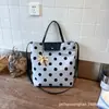 Bolso Cubo de Moda, Bolso de Mano Grande, Nuevo Bolso de Hombro Casual, Bolso Cruzado Versátil de Tela, Bolso de Mujer con Diseño de Lunares de Nicho