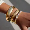 Elegante e Discreto Estilo Retrô Pulseira Aberta de Aço Inoxidável e Ouro 18K com Textura de Flor, Sensação de Luxo Leve e Alto Padrão, Joia Transfronteiriça