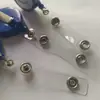 Pegatinas de doble cara LOGOTIPO mosquetón integrado hebilla de fácil extracción clip de extensión conveniente para colgar insignia hebilla de contracción venta al por mayor de fábrica