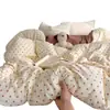 Conjunto de cama em gaze de algodão puro de camada dupla, estilo Ins, com quatro peças, adequado para dormir sem roupa, qualidade Grau A, incluindo uma capa de edredom, lençol de baixo e fronha, perfeito para dormitórios e uso na maternidade, todo feito de 100% algodão