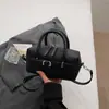 Bolsa de Mão de Luxo para Mulheres, Nova Tendência de Verão 2026, Bolsa de Ombro Exquisita para o Dia a Dia, Bolsa Transversal de Nicho Super Popular