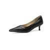 Sapatos de trabalho básicos de couro de alta qualidade, coleção outono 2026, com salto médio fino, bico fino, couro genuíno, corte baixo, sapatos femininos profissionais
