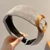 Diadema de tela suave de ala ancha estilo francés para mujer, adecuada para otoño e invierno, proporciona un aspecto de corona alta y cubre las uniones del cabello, ofreciendo una diadema de alta gama, moderna y elegante