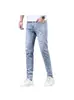 Jeans para Hombre de Color Claro, Estilo Delgado de Verano, Nuevo Modelo 2026, Pantalones Casuales para Hombre Rasgados de Moda, Corte Recto Ajustado