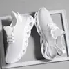 Novos Sapatos Masculinos Primavera 2026, Tamanho Grande, Modernos, Casuais, Tendência, Tênis Versáteis, Leves, Respiráveis, Malha, Sapatos de Colagem a Frio