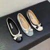 Sapatilhas Femininas Retrô com Laço e Strass 2026 Novo Modelo, Design Bonito e Confortável, Sapatos de Ballet com Sola Macia que Aumentam a Altura