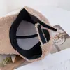 Gorra de Béisbol Verde Otoño e Invierno Color Sólido Simple que Favorece el Rostro Estilo Coreano Pequeño Ins Gorra de Pico de Felpa Versátil Sombrero de Lana de Cordero