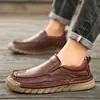 Sapatos Masculinos de Perna Costurados à Mão Transfronteiriços Tamanho Grande Sapatos Casuais de Couro para Exterior Masculinos Slip-on Baixo Planos Sapatos de Dirigir