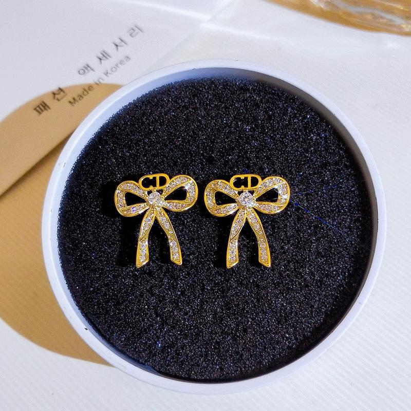 O1CN01hTrYRL1py4Vt7GD7o_!!2185