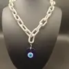 Joyería Transfronteriza Cadena Acrílica Oval Blanca Colgante Ojo de Diablo Azul Collar para Mujer Venta al por Mayor Geometría