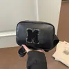 Verão 2026 Nova Moda Alto Valor Estiloso Design de Letra Simples Versátil Tendência Alça Larga de Ombro Ombro Único Transversal Peitoral Bolsa de Cintura