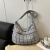 Bolsa Yunduo 2025 Nueva Moda Bolso de Hombro para Debajo del Brazo Casual para Mujer Más Fácil de Combinar Bolso de Hombro Cuadros de Burbujas Otoño e Invierno Bolsa de Plumas