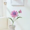 Acessórios tecidos, fio de tricô, flores artificiais, chocolate, decorações de outono, buquês para decoração de casa, flores de mão puramente feitas à mão