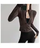 Chamarra de yoga con cuello alto para mujer, diseño de retazos, ropa deportiva ajustada, efecto adelgazante, adecuada para entrenamiento de Pilates y fitness, top de yoga de manga larga