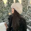 Nuevo Sombrero de Borrego Falso Mongol para Mujer, Sombrero de Cubeta Grueso de Invierno Cálido con Protección para las Orejas, Moda Versátil Transfronteriza Europea y Americana Sombrero de Piel