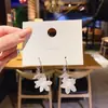 Pendientes combinables puesto de mercado nocturno al por mayor Corea del Sur pendientes explosivos simples diseño de nicho femenino pendientes de moda con temperamento