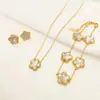 Conjunto de Joias de Trevo de Quatro Folhas Tendência Colar Pulseira Brincos Aço Titânio Corrente de Clavícula 18K Atacado Estilo Leve Luxo Incrustado