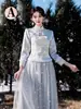 Nuevos Vestidos de Dama de Honor Engrosados Estilo Chino Colección Otoño e Invierno 2025, Vestidos Formales de Grupo de Hermanas Estilo Chino de Alta Gama Adelgazantes