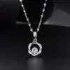 2023 versión coreana de la nueva cadena de clavícula de corazón palpitante simple moda flores Mobius diamante de circonita collar para mujer Al por mayor