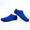 Atacado de fábrica meias lisas para mergulho meias esportivas para mergulho sapatos de sola macia meias de praia homens e mulheres natação snorkeling meias de natação